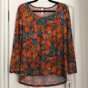 ⭐️LuLaRoe Lynnae NWT size small